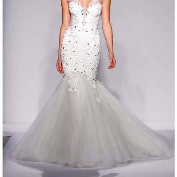 Pinina Tornai gown size 6 - Picture 4 of 11